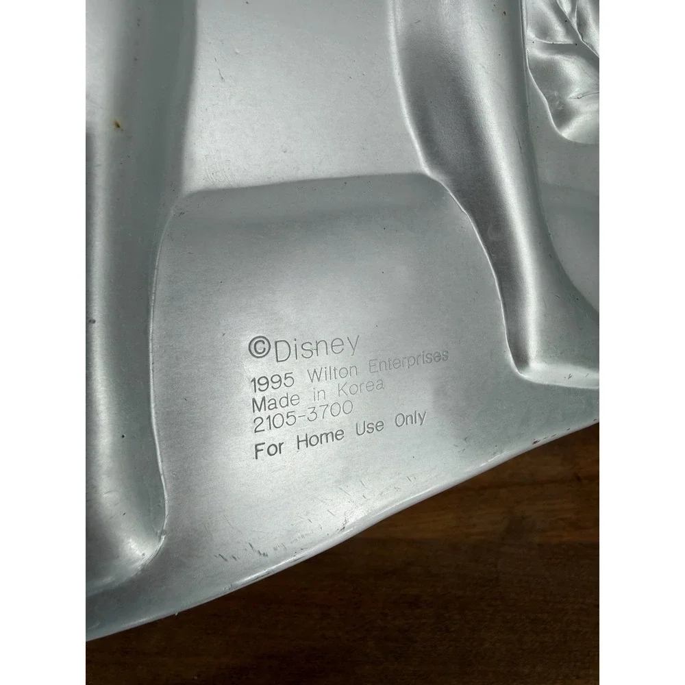 VTG 1995‎ Wilton Disney Pocahontas Bake Birthday Party Supplies Cake Pan Cartoon